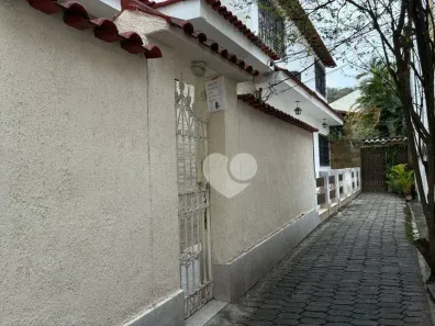 Casa com 2 Quartos à venda, 80m² no Grajaú, Rio de Janeiro