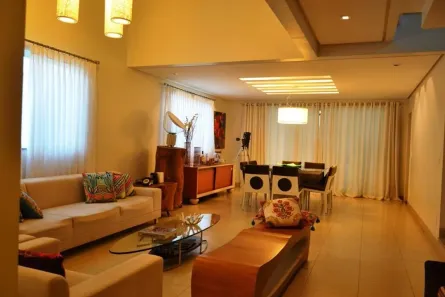 Casa de Condomínio com 4 Quartos à venda, 362m² no Morada da Colina, Uberlândia
