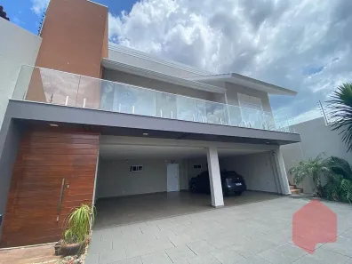 Sobrado com 4 Quartos à venda, 413m² no Cancelli, Cascavel