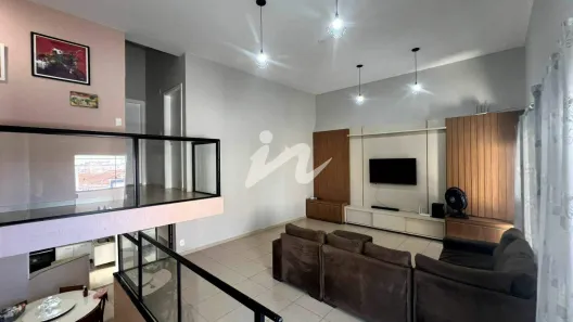 Sobrado com 3 Quartos à venda, 149m² no Centro, Uberlândia