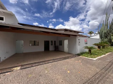 Casa de Condomínio com 4 Quartos à venda, 310m² no Jardim Atlântico, Goiânia