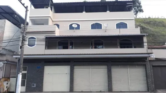 Casa com 3 Quartos à venda, 170m² no Carlos Chagas, Juiz de Fora