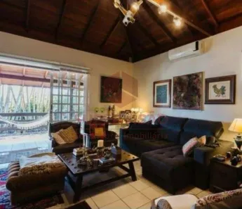 Casa com 2 Quartos à venda, 131m² no Sambaqui, Florianópolis