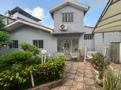 Casa com 3 Quartos à venda, 200m² no Vasco da Gama, Recife