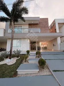 Casa de Condomínio com 4 Quartos para alugar, 350m² no Ponta Negra, Manaus