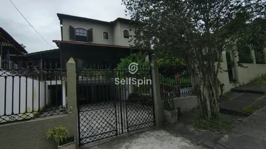 Casa com 4 Quartos para alugar, 300m² no Maria Paula, Niterói