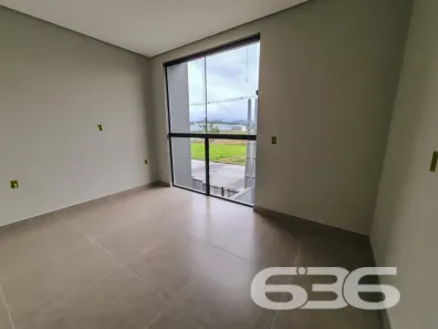 Sobrado com 2 Quartos à venda, 81m² no Vila Nova, Joinville