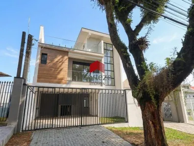 Sobrado com 4 Quartos à venda, 179m² no Água Verde, Curitiba
