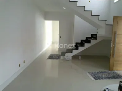 Sobrado com 3 Quartos à venda, 196m² no Vila Rosália, Guarulhos