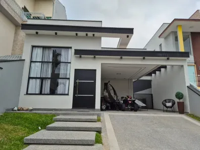 Casa de Condomínio com 3 Quartos à venda, 250m² no Aruã, Mogi das Cruzes