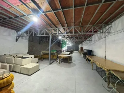 Galpão/Depósito/Armazém para alugar, 1100m² no São Francisco, Belo Horizonte