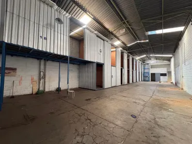 Galpão/Depósito/Armazém para alugar, 600m² no São Francisco, Belo Horizonte