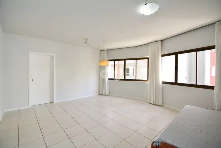 Apartamento com 3 Quartos à venda, 100m² no Centro, Florianópolis