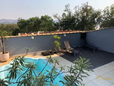 Casa com 3 Quartos à venda, 200m² no Jardim Belvedere, Volta Redonda