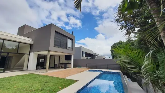 Casa com 4 Quartos à venda, 308m² no Granja Viana, Carapicuíba