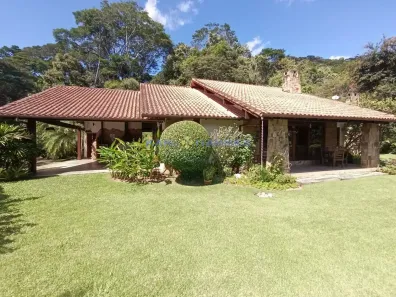 Casa com 3 Quartos à venda, 194m² no Pedro do Rio, Petrópolis