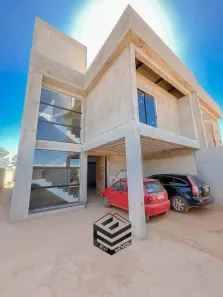 Casa com 5 Quartos à venda, 400m² no Taguatinga Norte, Brasília