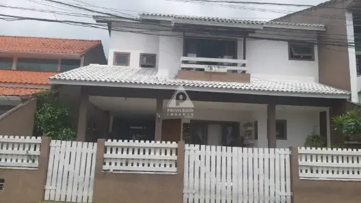 Casa de Condomínio com 3 Quartos à venda, 223m² no Recreio dos Bandeirantes, Rio de Janeiro