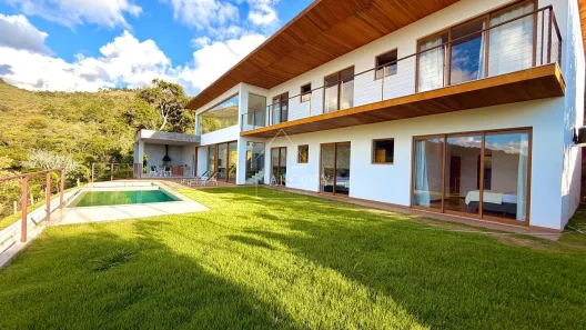 Casa de Condomínio com 6 Quartos à venda, 300m² no Itaipava, Petrópolis