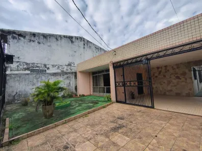 Casa com 4 Quartos à venda, 350m² no Castanheira, Belém