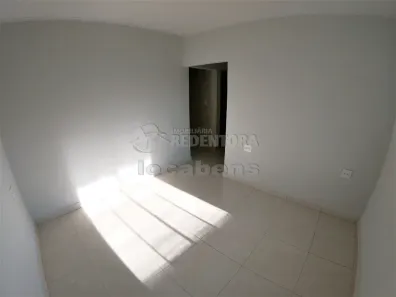 Casa com 2 Quartos para alugar, 100m² no Vila Nossa Senhora do Bonfim, São José do Rio Preto