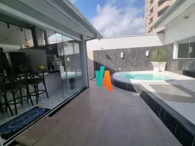Casa com 2 Quartos à venda, 128m² no Centro, Caraguatatuba
