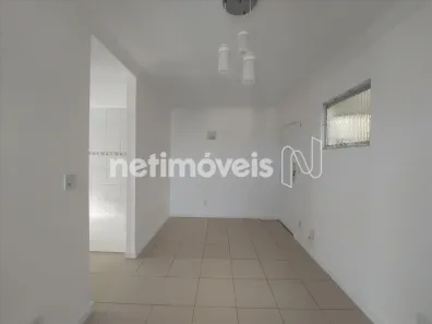 Apartamento com 2 Quartos para alugar, 46m² no Recreio Ipitanga, Lauro de Freitas