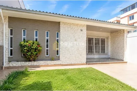 Casa com 3 Quartos à venda, 176m² no Centro, Canoas