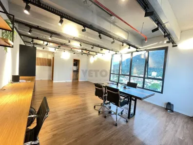 Sala Comercial à venda, 51m² no Centro, Caraguatatuba