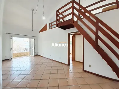 Apartamento com 2 Quartos para alugar, 80m² no Jardim Sabará, Porto Alegre