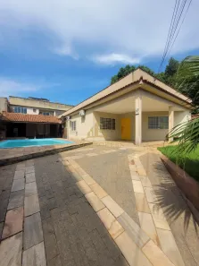 Casa com 3 Quartos à venda, 197m² no Jardim Amália, Volta Redonda
