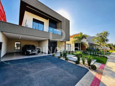 Casa de Condomínio com 4 Quartos à venda, 274m² no Residencial Parqville Jacarandá, Aparecida de Goiânia
