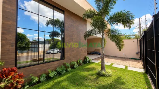 Casa com 3 Quartos à venda, 214m² no Jardim Canadá, Maringá