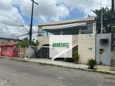 Prédio Comercial à venda, 600m² no Barro, Recife