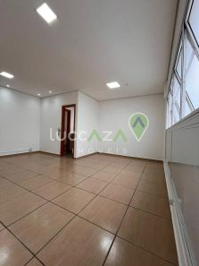 Sala Comercial à venda, 33m² no Centro, Jacareí