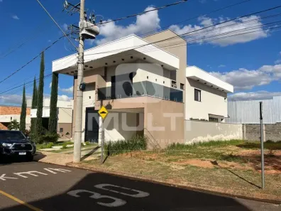 Lote/Terreno com 1 Quarto à venda, 1m² no Jardim Botânico, Uberlândia