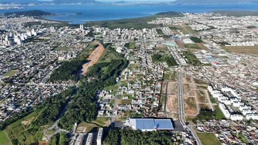 Lote/Terreno à venda, 200m² no Bela Vista, Palhoça