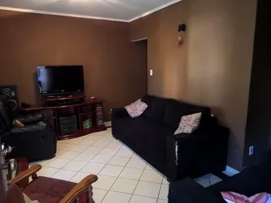 Sobrado com 3 Quartos à venda, 163m² no Vila Vitória, Santo André