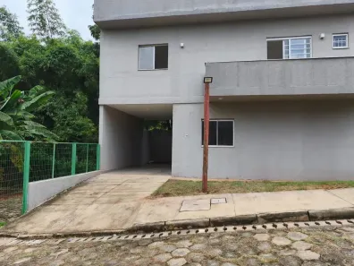 Casa de Condomínio com 3 Quartos à venda, 200m² no Parque das Camélias, Goianira