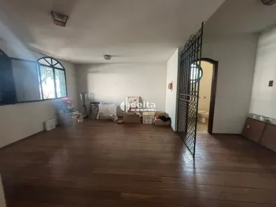 Casa com 5 Quartos para alugar, 463m² no Tabajaras, Uberlândia