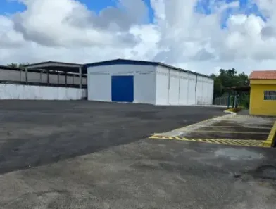 Galpão/Depósito/Armazém para alugar, 630m² no Pirajá, Salvador