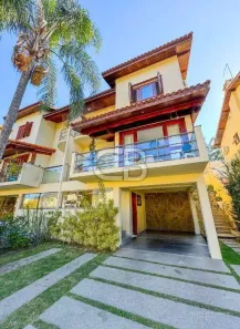 Casa de Condomínio com 3 Quartos à venda, 180m² no Vila Oliveira, Mogi das Cruzes