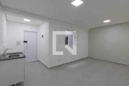 Apartamento com 1 Quarto para alugar, 27m² no Jardim Eugênia, Guarulhos