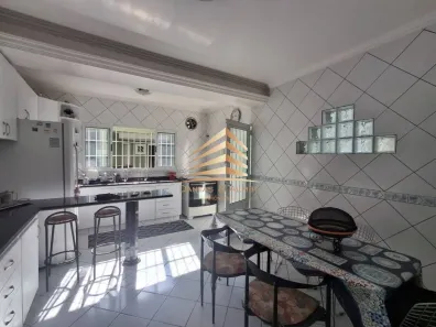 Sobrado com 4 Quartos para alugar, 295m² no Parque Edu Chaves, São Paulo