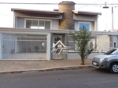 Sobrado com 3 Quartos à venda, 196m² no Planalto do Sol, Sumaré