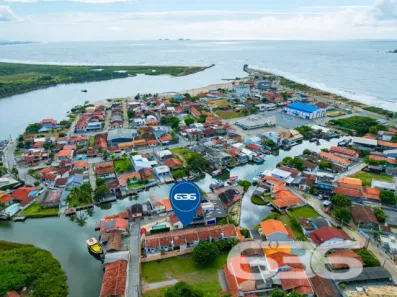 Sobrado com 3 Quartos à venda, 85m² no Centro, Balneário Barra do Sul