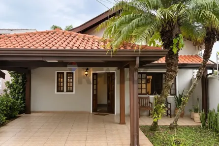 Casa de Condomínio com 3 Quartos para alugar, 203m² no Chácaras Silvania, Valinhos