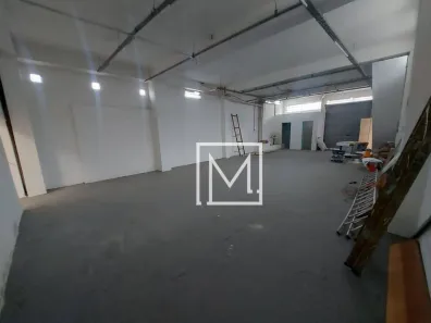 Galpão/Depósito/Armazém para alugar, 370m² no Vila Nair, São Paulo