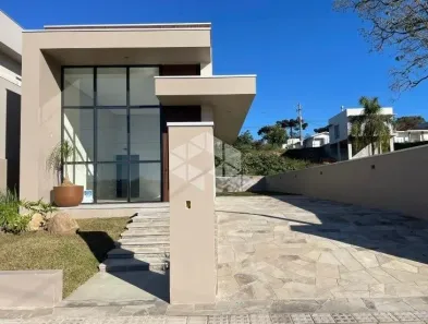 Casa com 3 Quartos à venda, 121m² no Chácaras, Garibaldi