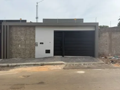 Casa com 3 Quartos à venda, 160m² no Goiânia 2, Goiânia